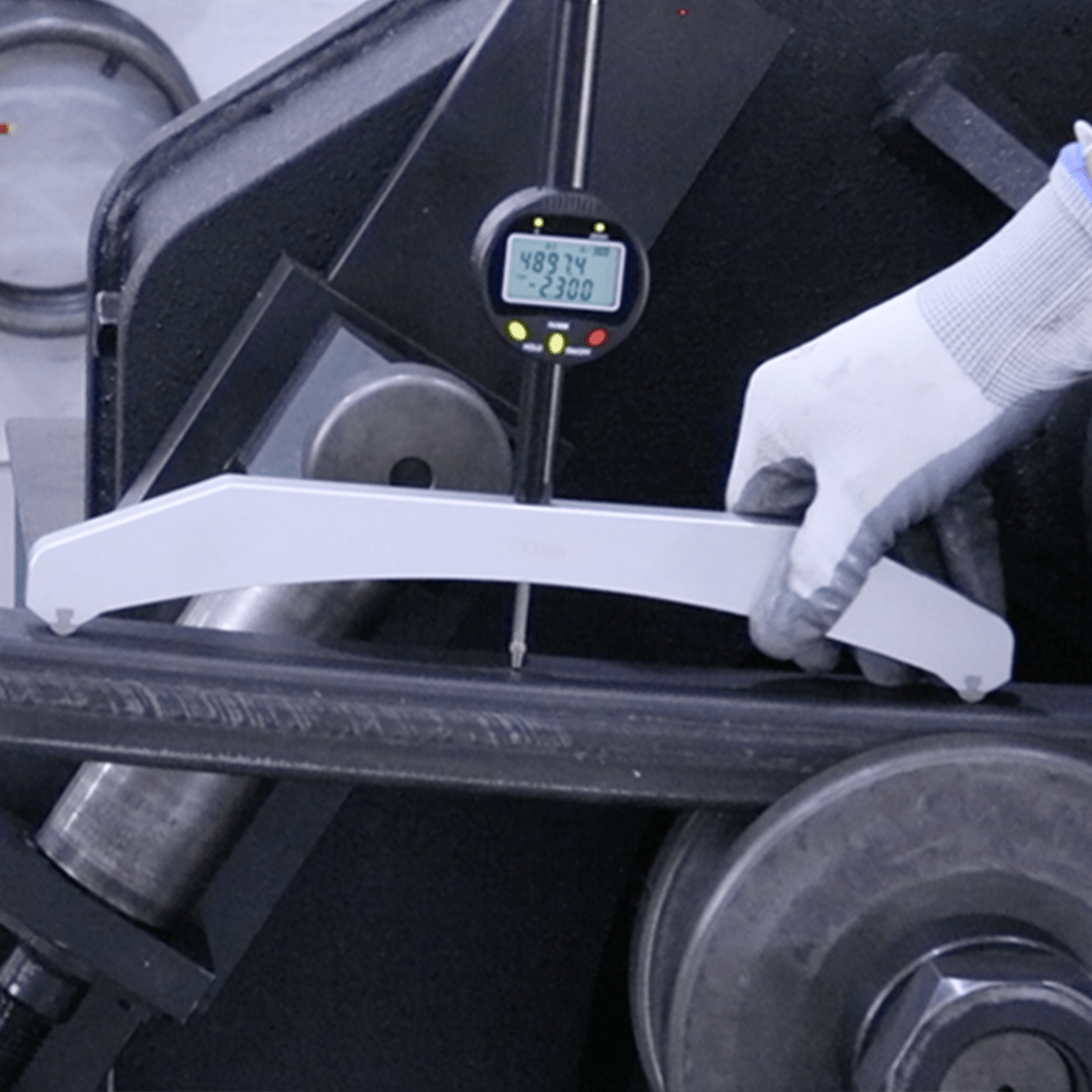 Digital Arc Meter: High Precision Digital Radius Gauge - Roll Benders - Quantum Machinery Group - In Stock and Sold in the USA