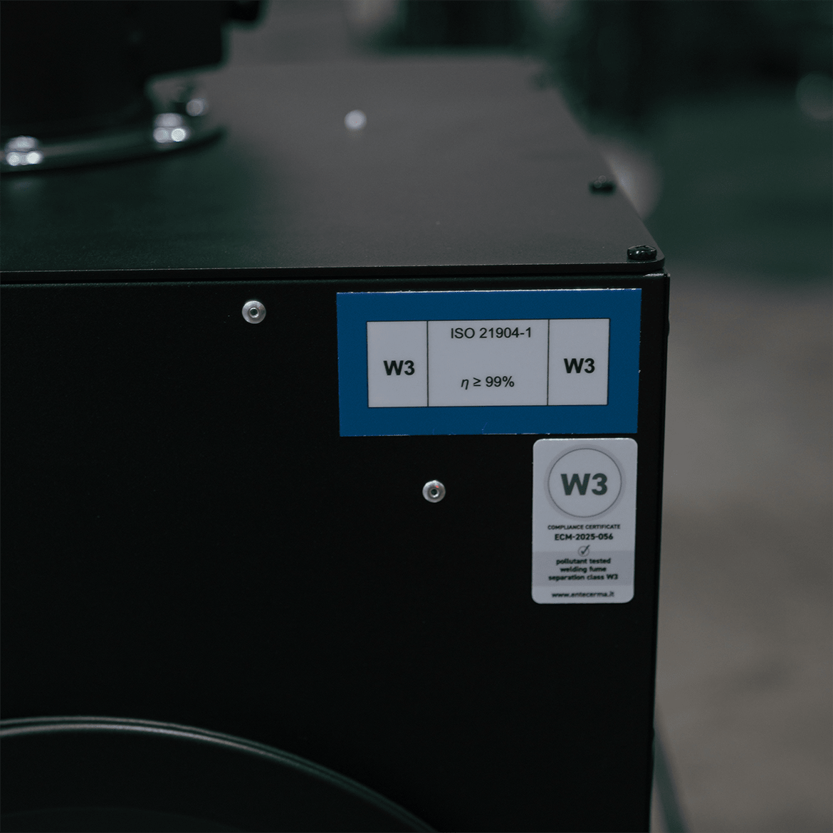 MONO PLUS W3: Mobile Filter Unit for Welding Fumes with 10' Aluminum Extraction Arm - Welding Fume Extraction Systems - Quantum Machinery Group - In Stock and Sold in the USA